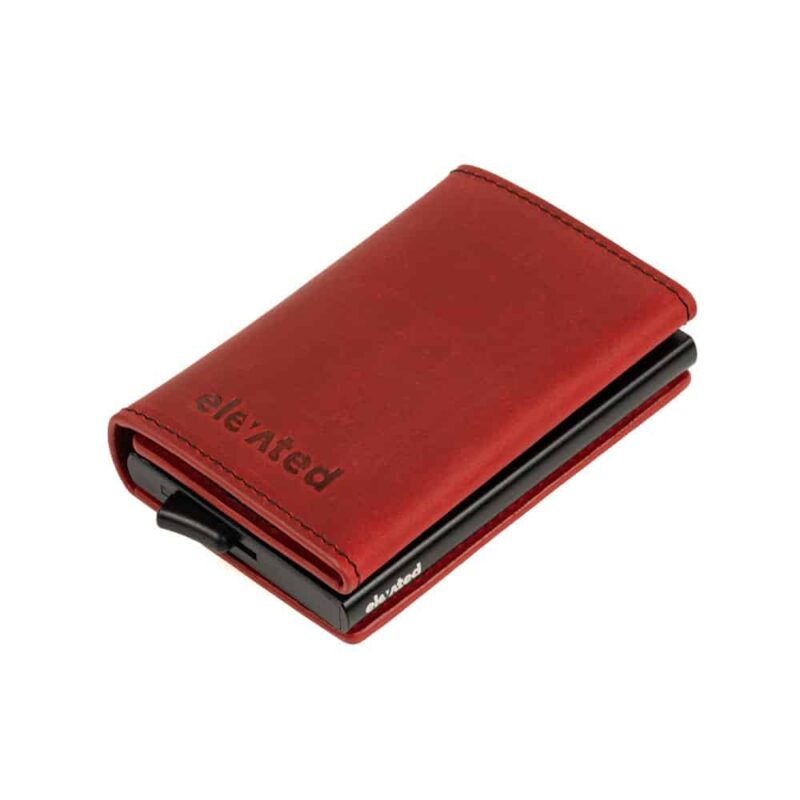 Kaarditasku KT004 Elevated Plus 2.0-red-nurga-alt-valgel-taustal Kaarditasku KT004 Elevated Plus 2.0 Red nurga alt