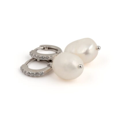 Elevated kaarditaskud, kellarihmad ja ehted