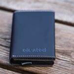 elevated-plus-2.1-kaarditasku-black-otsevaates KT006 - Elevated-plus-2.1-kaarditasku-black-otsevaates