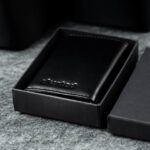 KT008 - Täisnahast kaarditasku - Elevated Premium 1.0 - Black - kinkekarbis KT008 - Täisnahast kaarditasku - Elevated Premium 1.0 - Black - kinkekarbis