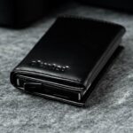 KT008 - Täisnahast kaarditasku - Elevated Premium 1.0 - Black - pealmine pool KT008 - Täisnahast kaarditasku - Elevated Premium 1.0 - Black - pealmine pool