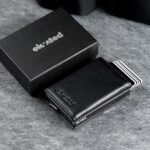 Kaarditasku-elevated-ultimate-1.0-kt009-black-pealt-vaade-koos-kinkekarbiga Kaarditasku Elevated Ultimate 1.0 (kt009) - black koos kinkekarbiga